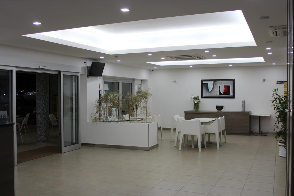 Hotel Poseidon Corigliano Calabro Ngoại thất bức ảnh