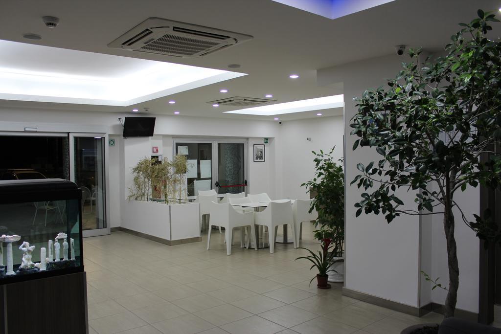 Hotel Poseidon Corigliano Calabro Ngoại thất bức ảnh