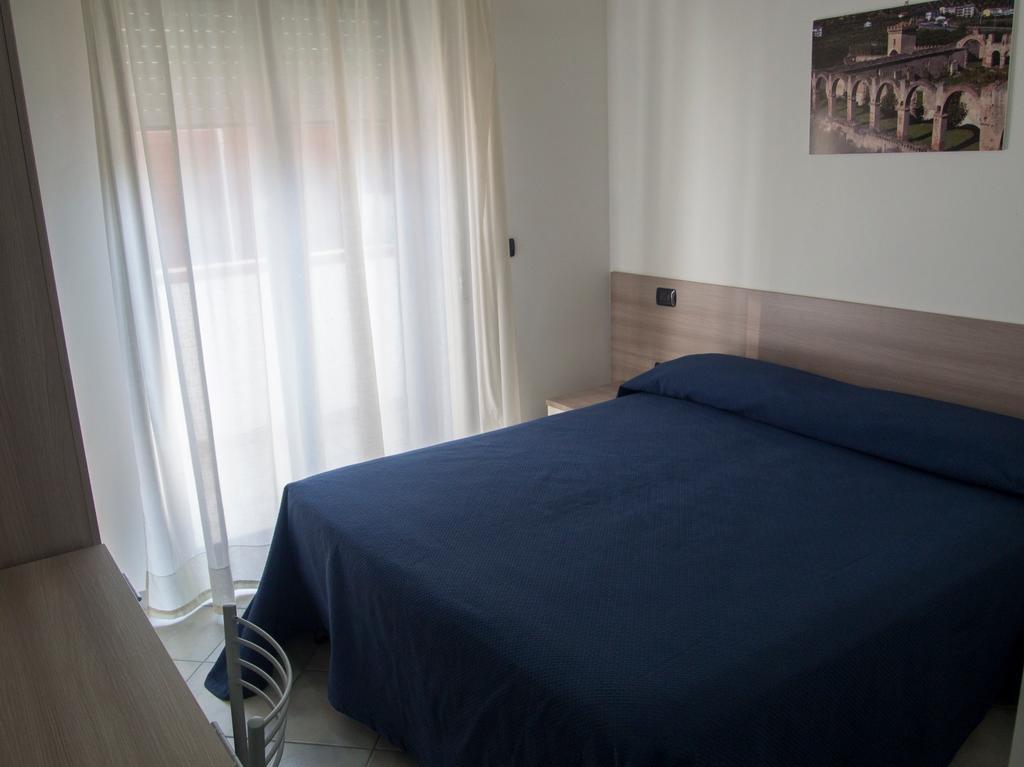 Hotel Poseidon Corigliano Calabro Ngoại thất bức ảnh
